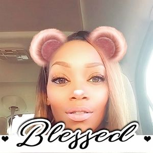 Meet your Posher, Brittney